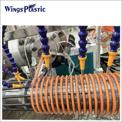 Plastic Extrusion Machine Line Untuk Spiral PVC Suction Hose / Plastic PVC Spiral Suction Hose Pipe Extruder Line Produksi